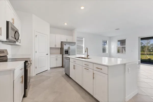 $2,800 | 19095 Cabernet Court, Venice, FL 34293