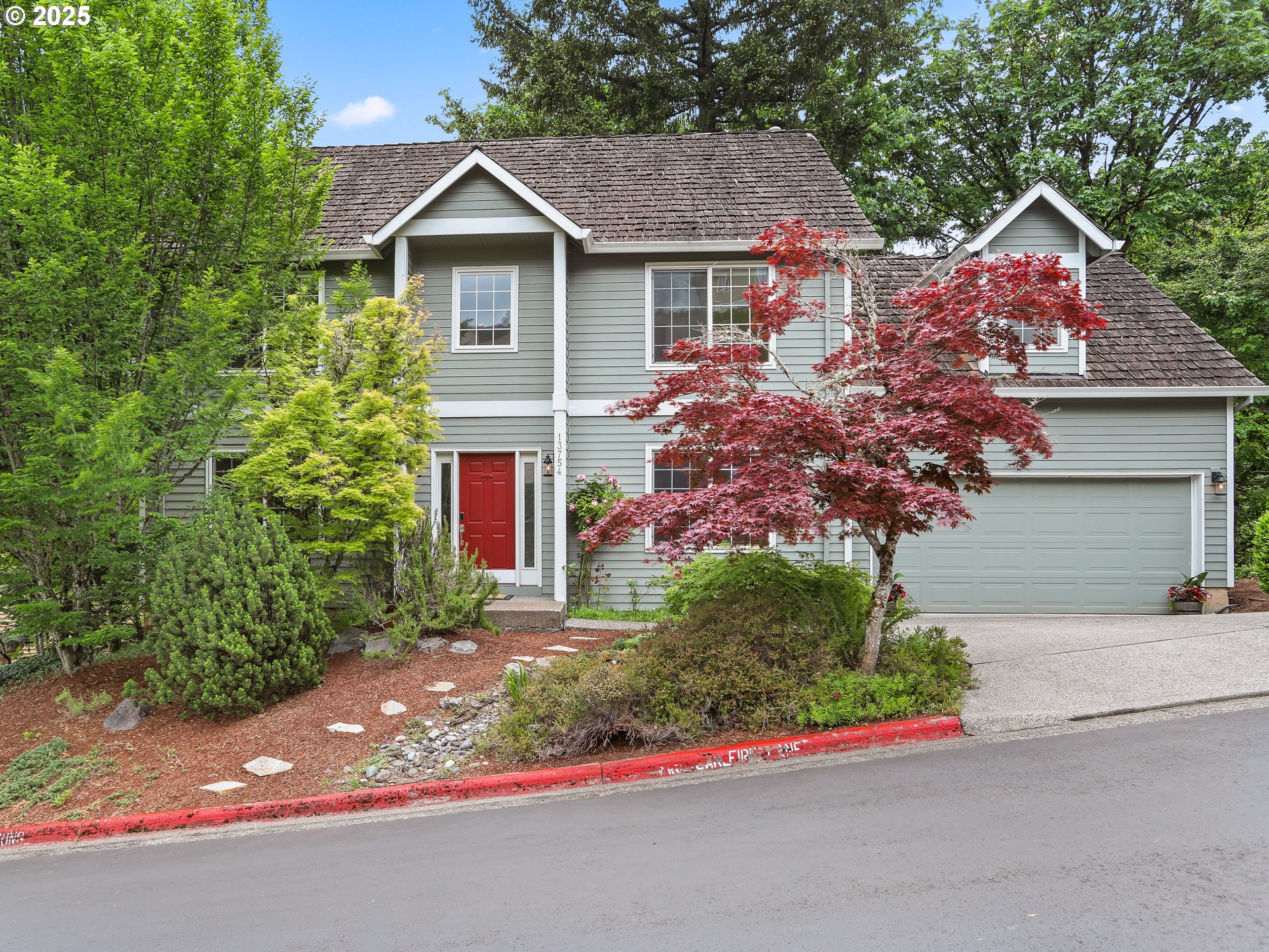 13754 Southwest Benchview Place Portland, OR 97223 - Photo 1 of 24 Gallery Image 1