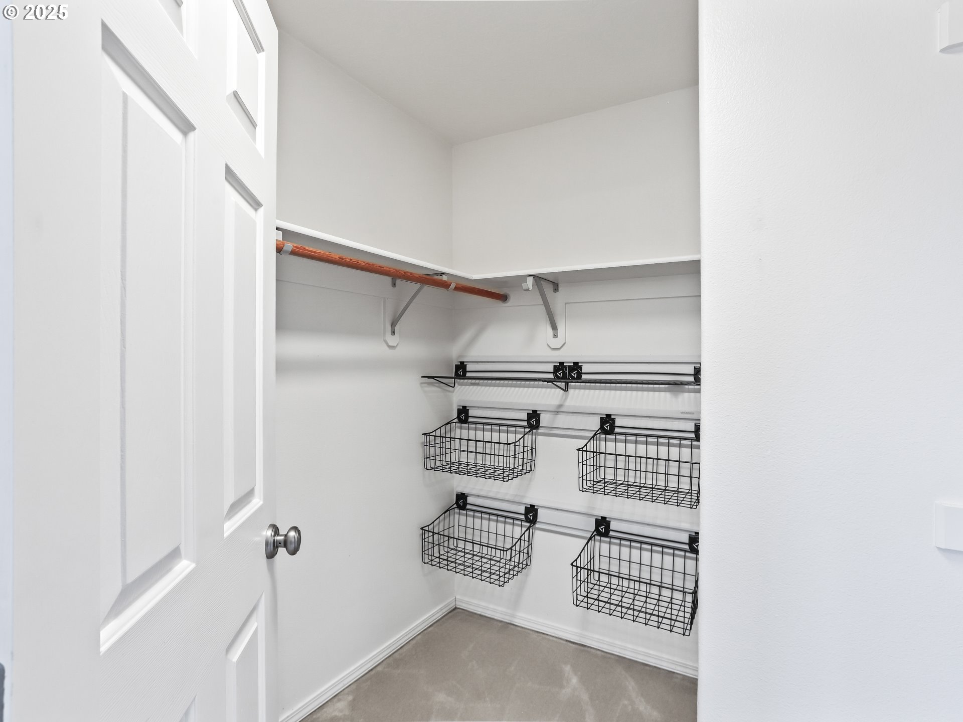 13754 Southwest Benchview Place Portland, OR 97223 - Photo 17 of 24 Gallery Image 17