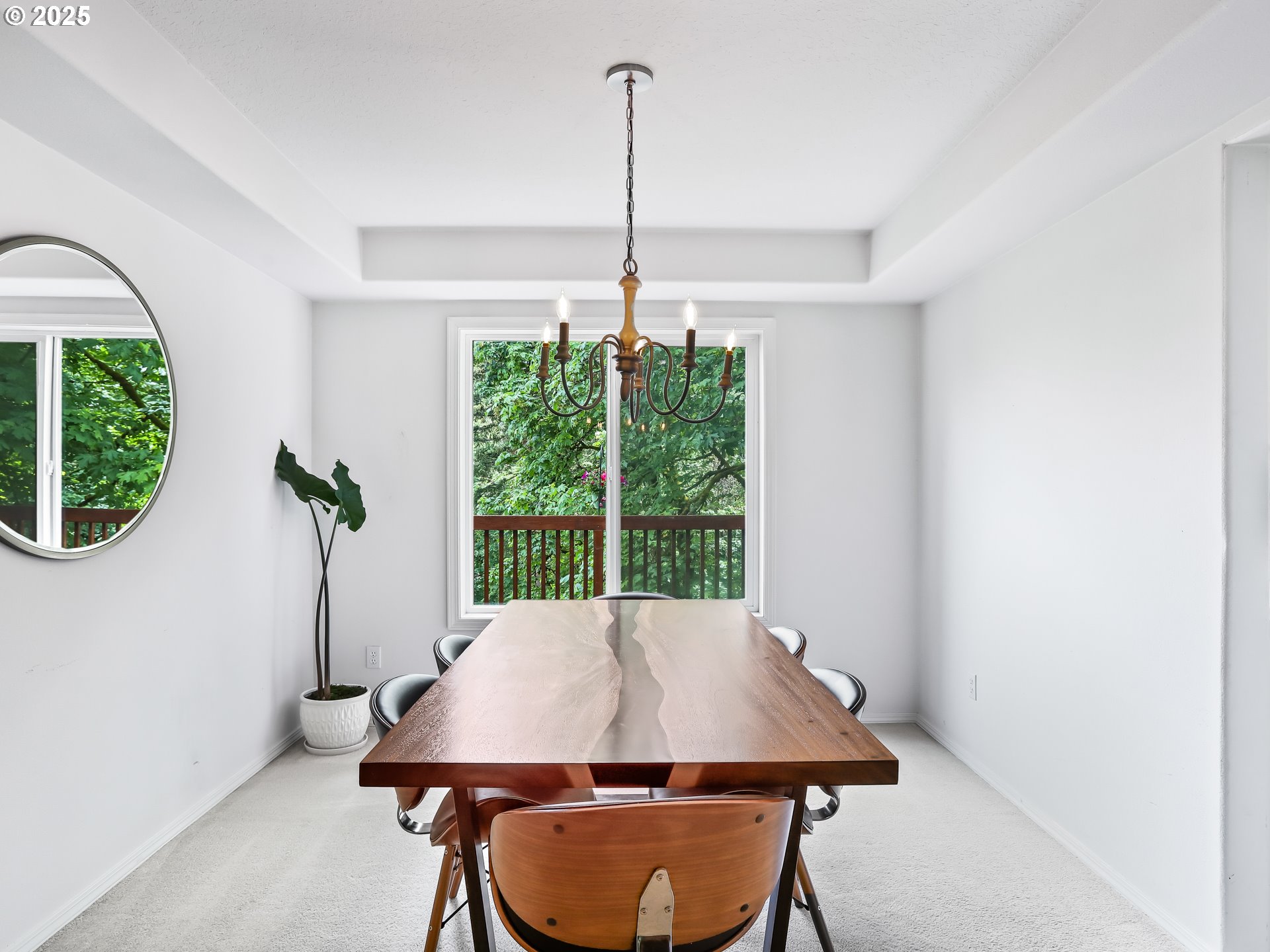 13754 Southwest Benchview Place Portland, OR 97223 - Photo 5 of 24 Gallery Image 5