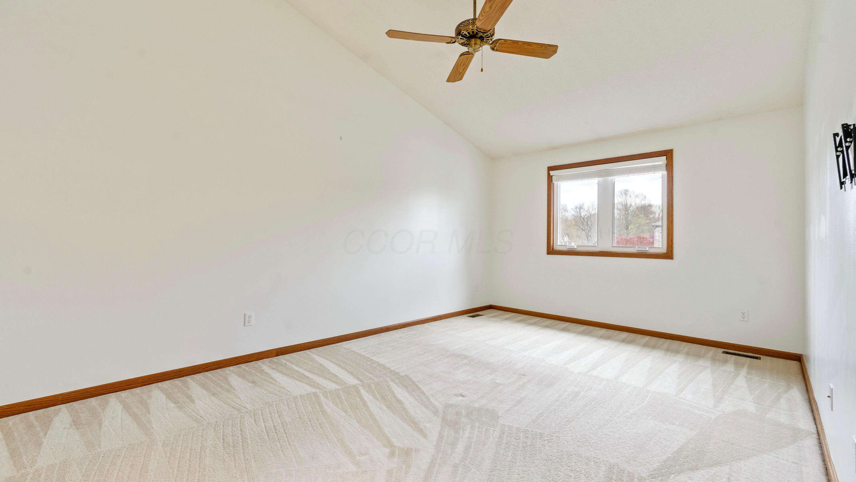 1099 Riva Ridge Boulevard Columbus, OH 43230 - Photo 17 of 55 bedroom5