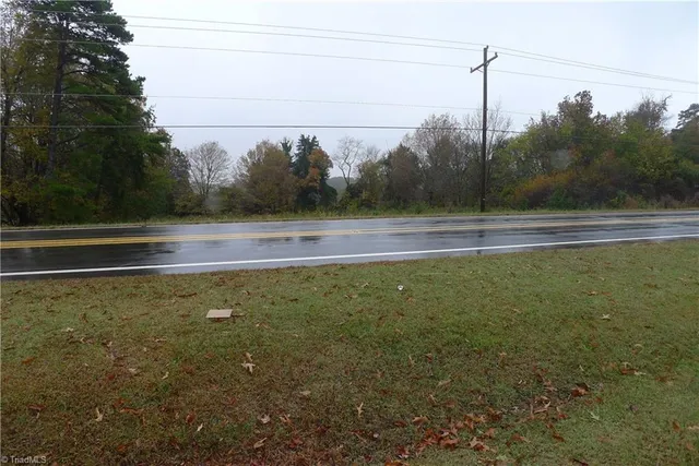 $275,000 | 4350 Us Highway, Advance, NC 27006