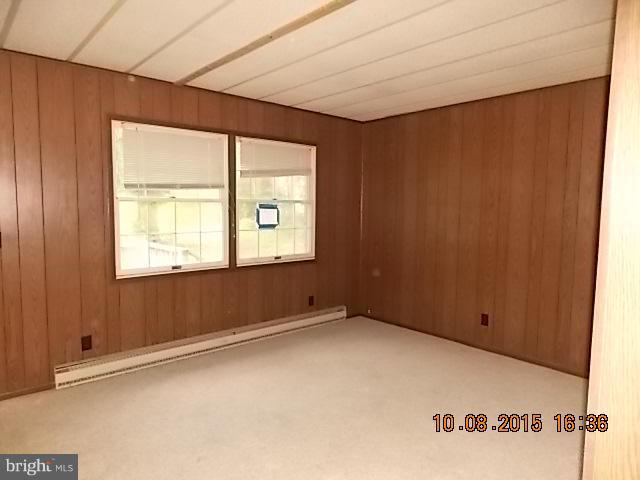 2278 Sixes Road Prince Frederick, MD 20678 - Photo 7 of 16 Living Room