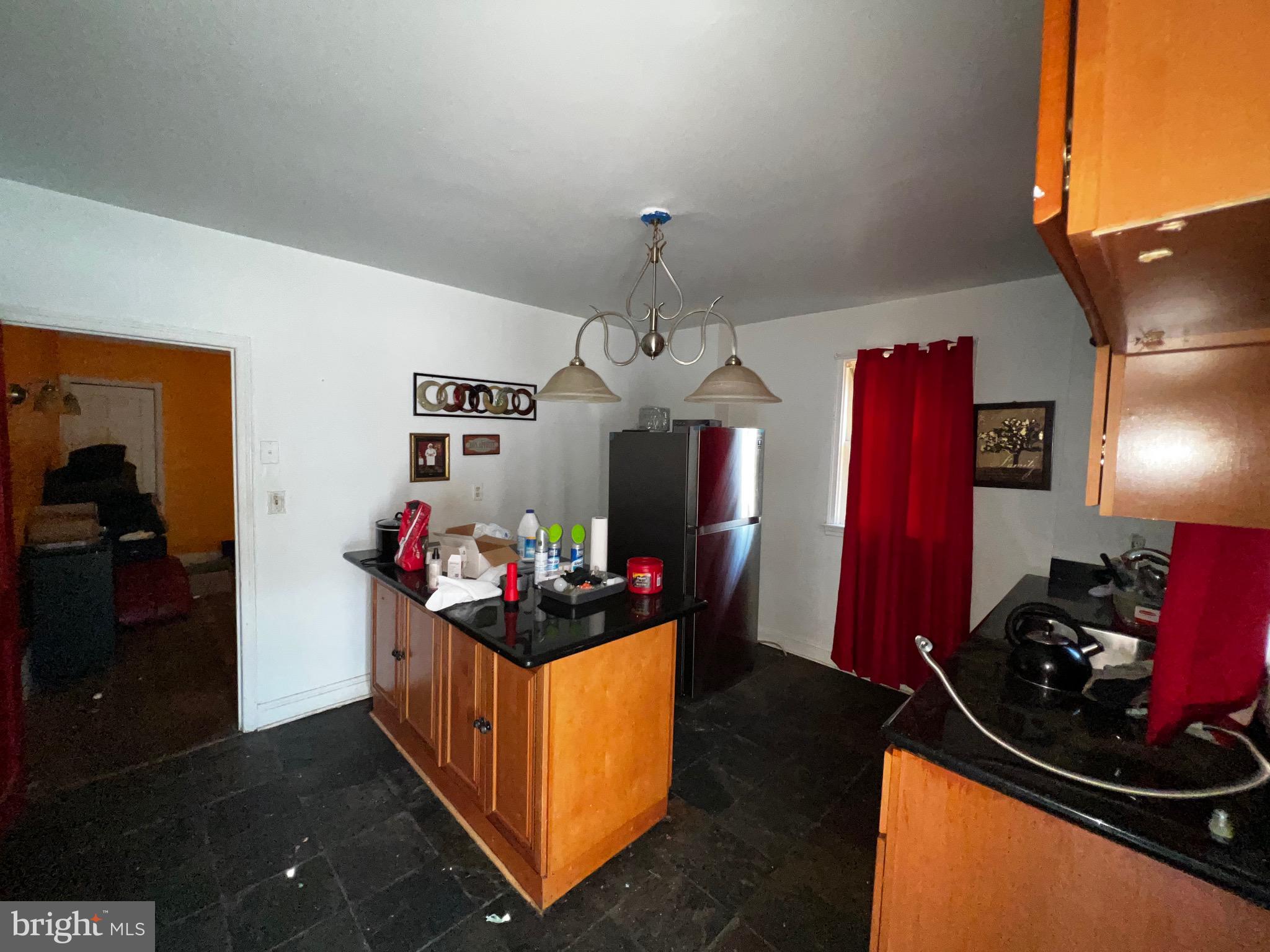 3917 Colborne Road Baltimore, MD 21229 - Photo 4 of 12
