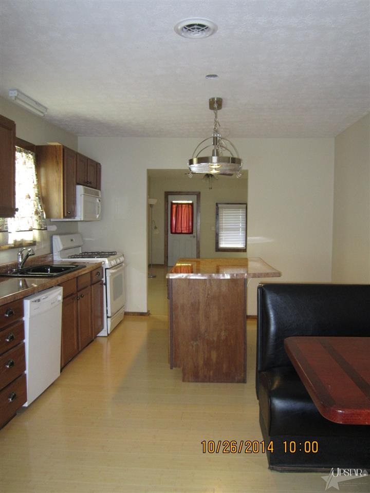 7213 Baer Road Fort Wayne, IN 46809 - Photo 4 of 18