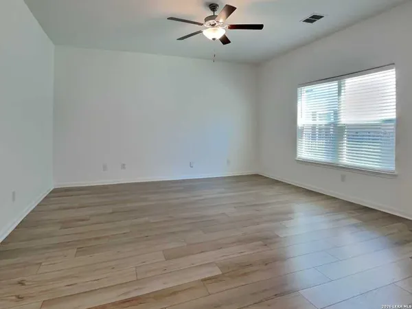 $1,945 | 10830 Quinn Court, San Antonio, TX 78252