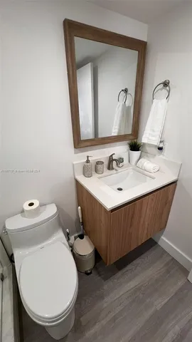 $2,500 | 753 Michigan Avenue, Unit 3C, Miami Beach, FL 33139