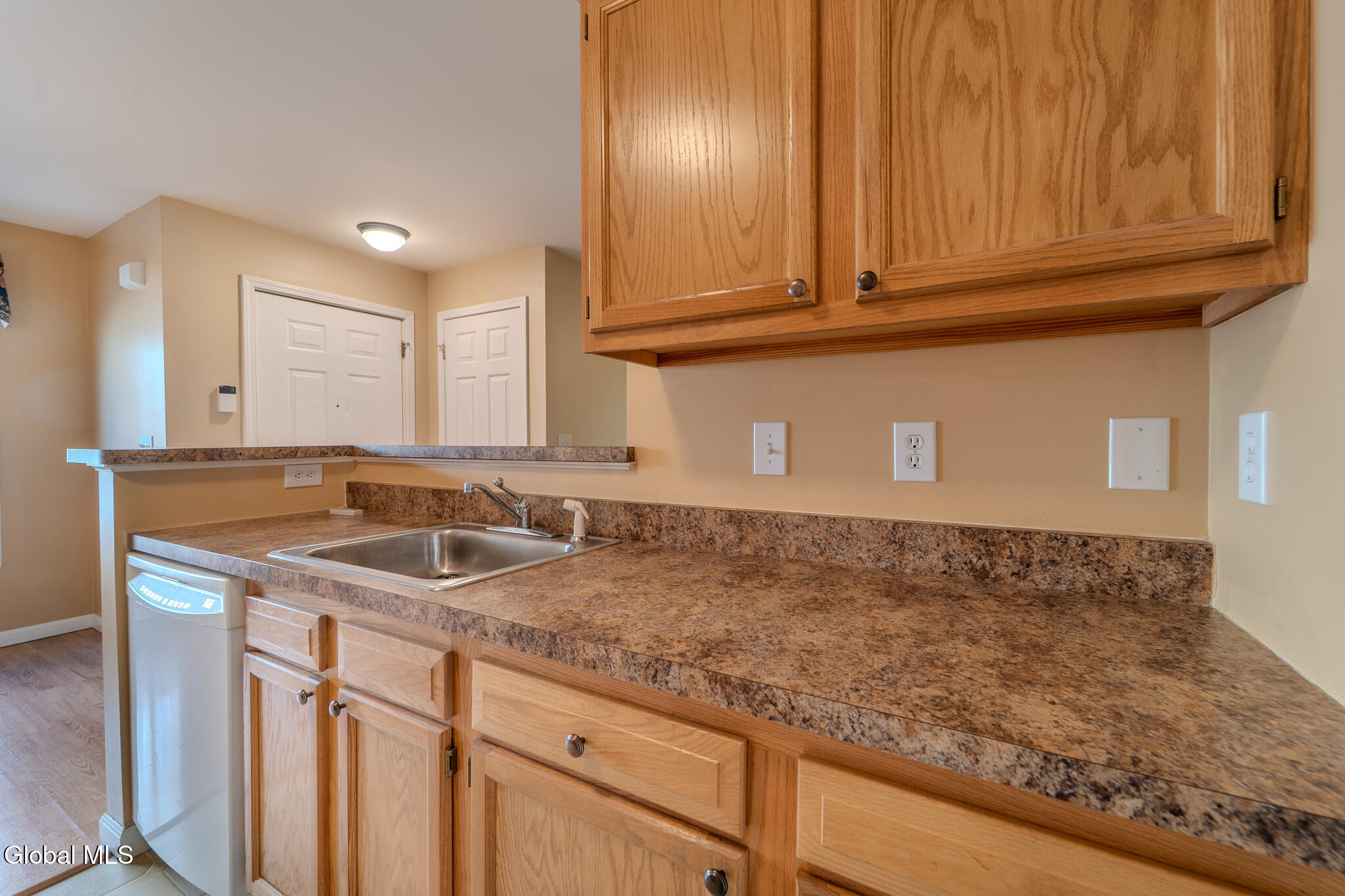 201 Cedar Run Rensselaer, NY 12144 - Photo 12 of 44 MIG02503-HDR