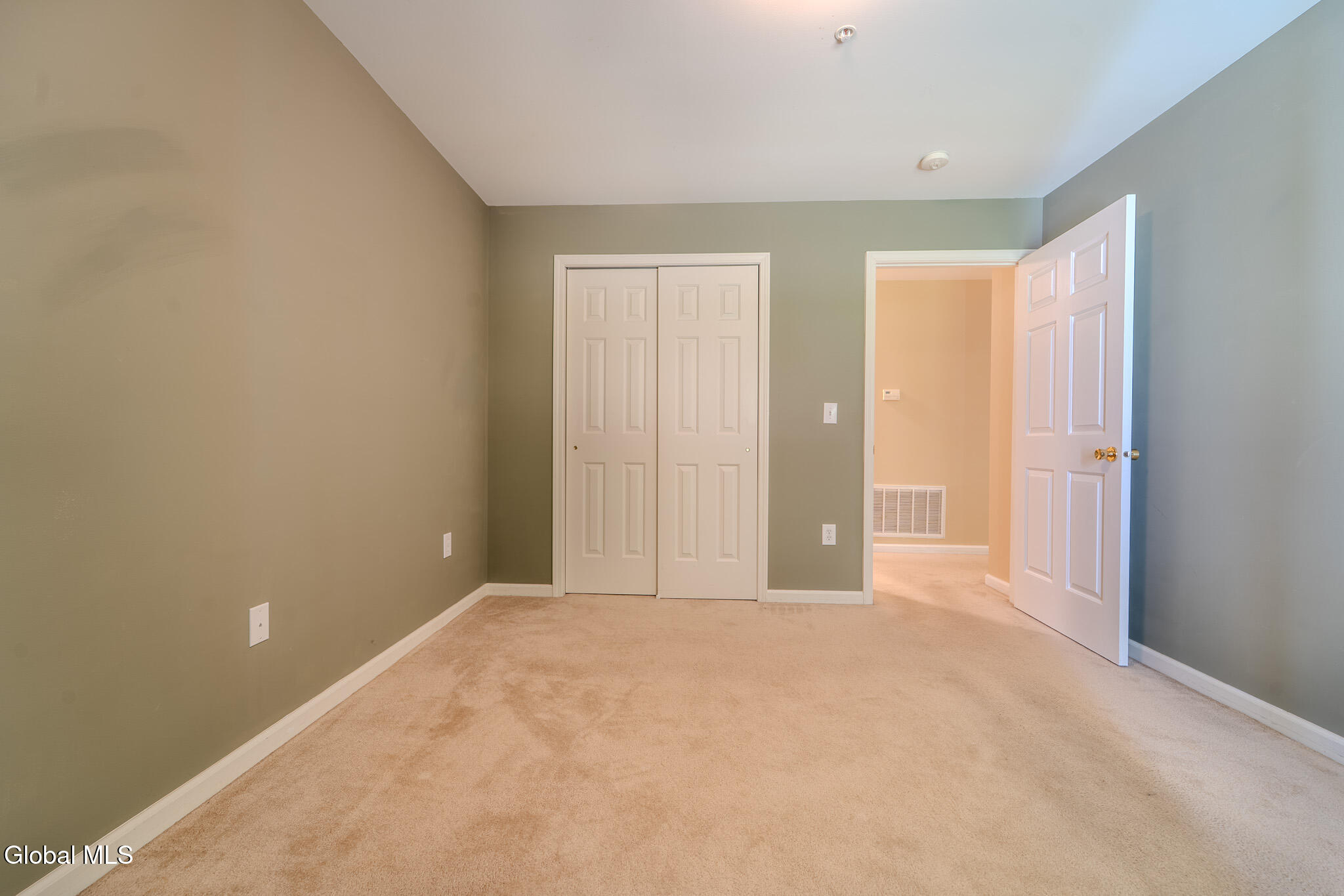 201 Cedar Run Rensselaer, NY 12144 - Photo 18 of 44 MIG02449-HDR