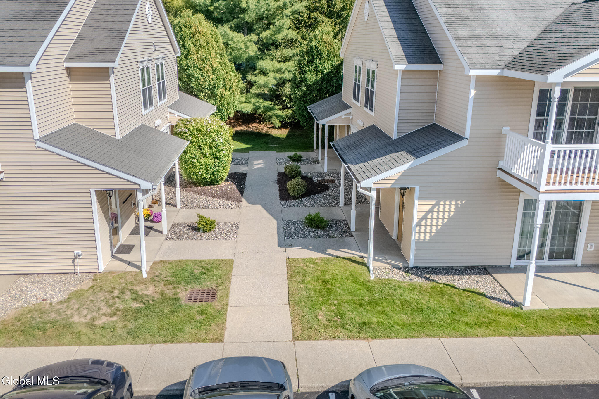 201 Cedar Run Rensselaer, NY 12144 - Photo 2 of 44 DJI_20250915144952_0051_D-HDR