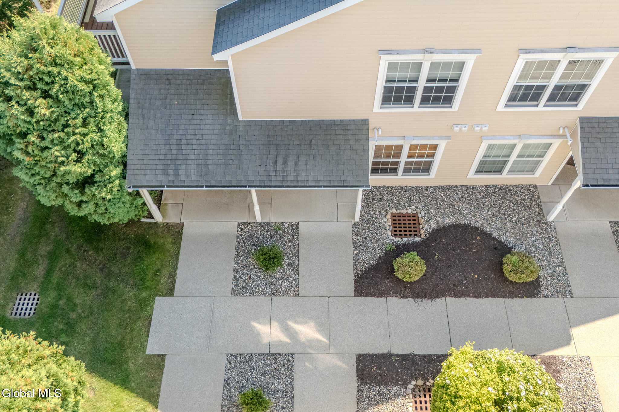 201 Cedar Run Rensselaer, NY 12144 - Photo 40 of 44 DJI_20250915144545_0015_D-HDR