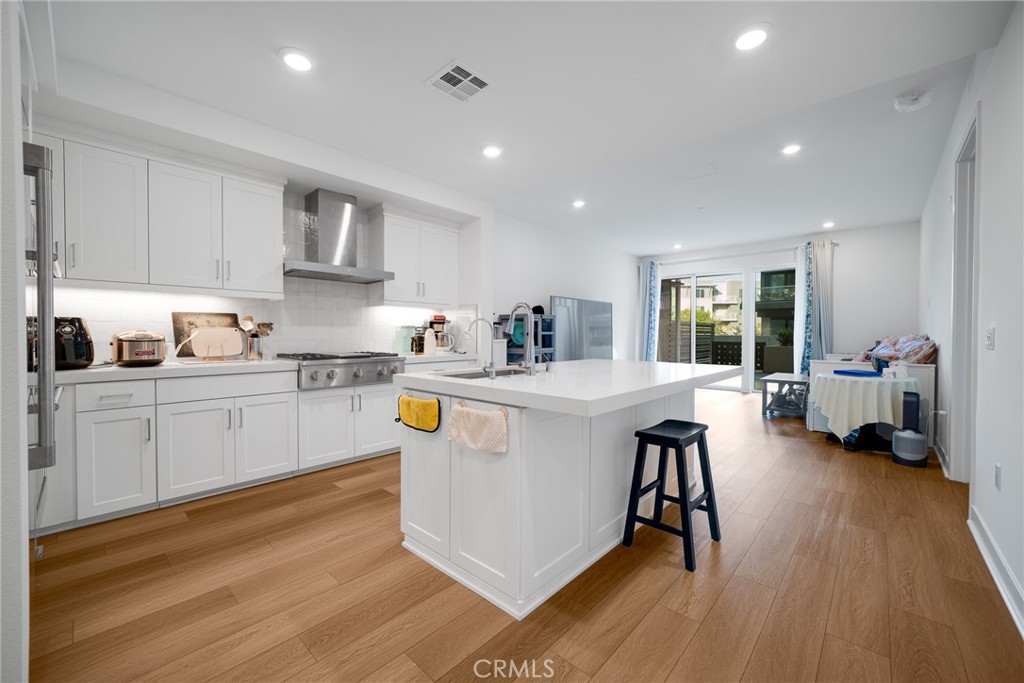 2202 Rivington Irvine, CA 92612 - Photo 1 of 21 Gallery Image 1