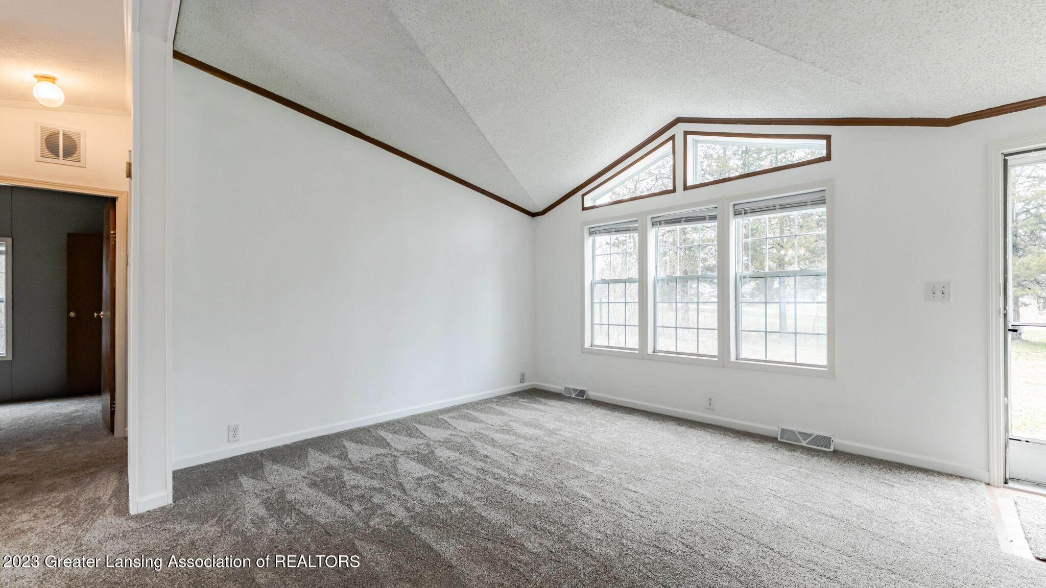 3071 South Edgar Road Mason, MI 48854 - Photo 5 of 18 3071SEdgar05