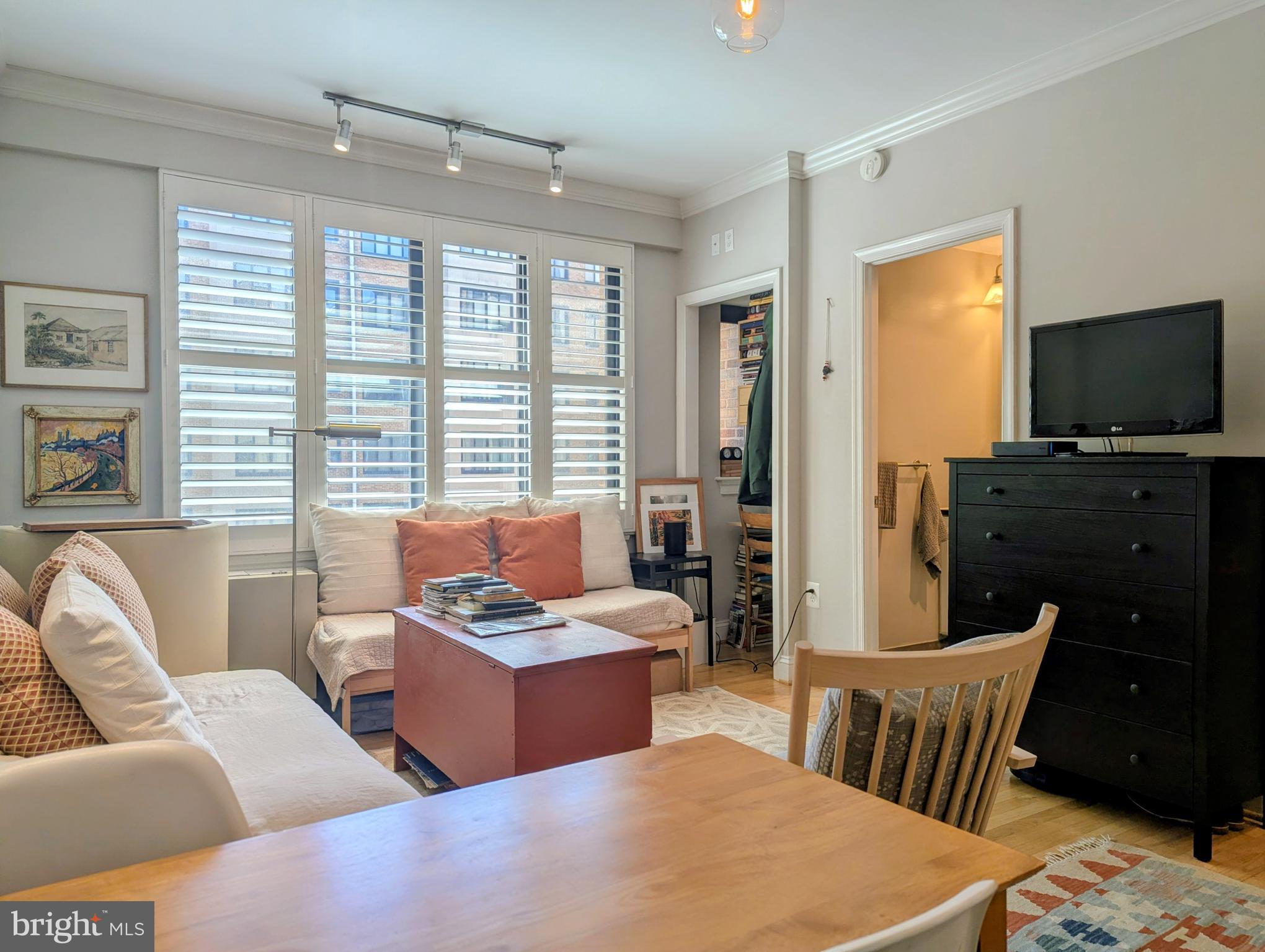 1701 16th Street Northwest, Unit 510 Washington, DC 20009 - Photo 11 of 29 Open living