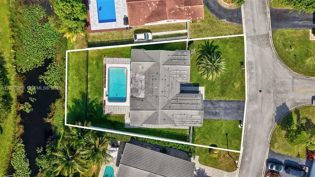 $658,000 | 8588 Northwest 27th Drive, Coral Springs, FL 33065