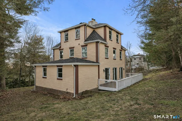 $579,000 | 31 Oxford Court, Simsbury, CT 06070