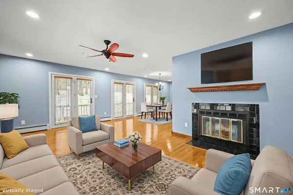 $559,000 | 31 Oxford Court, Simsbury, CT 06070