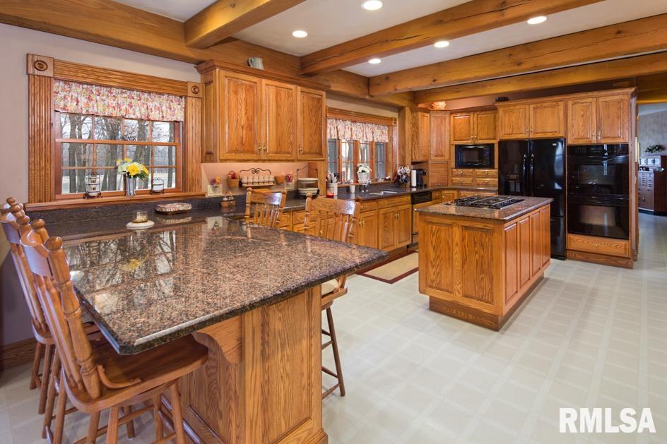 23425 West Farmington Road Farmington, IL 61531 - Photo 7 of 45