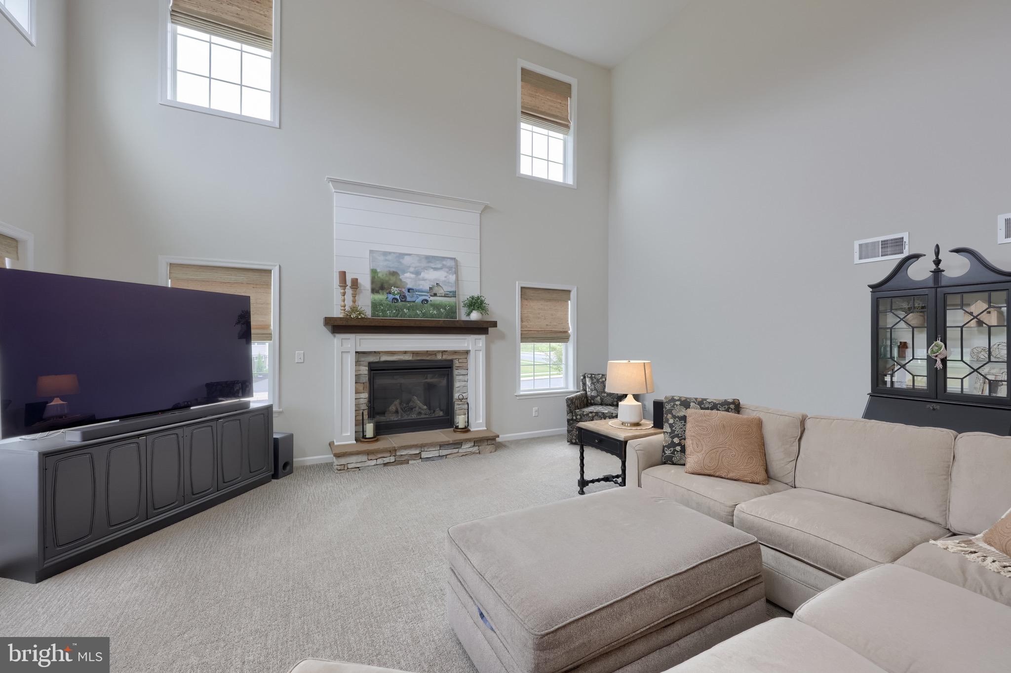 315 Goshawks Road Denver, PA 17517 - Photo 32 of 92 Living Room
