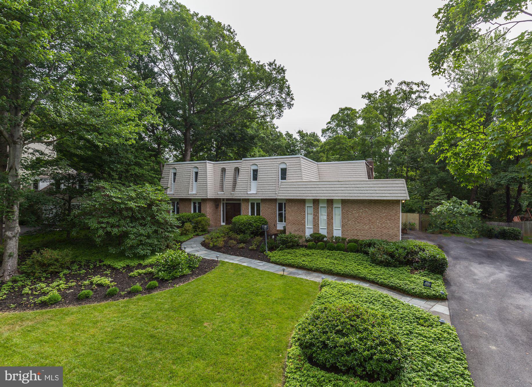 10113 Ormond Road Potomac, MD 20854 - Photo 1 of 47