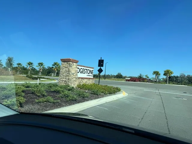 $2,300 | 11636 Glenside Terrace, Palmetto, FL 34221