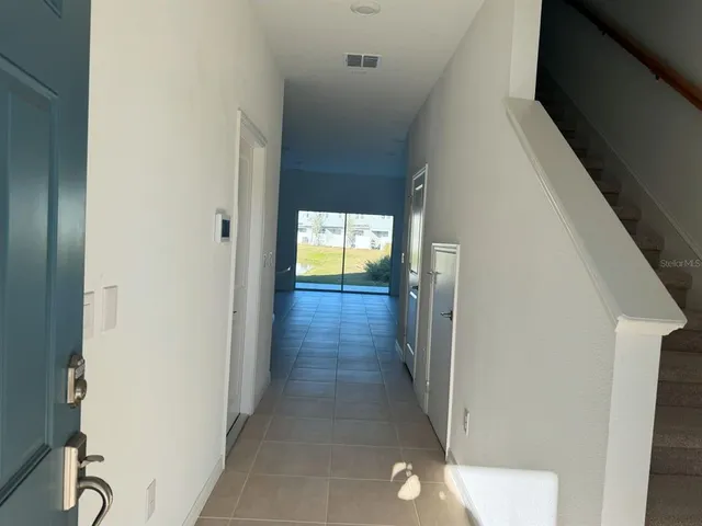 $2,300 | 11636 Glenside Terrace, Palmetto, FL 34221