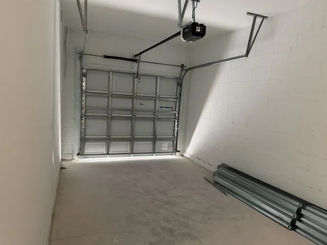 $2,300 | 11636 Glenside Terrace, Palmetto, FL 34221