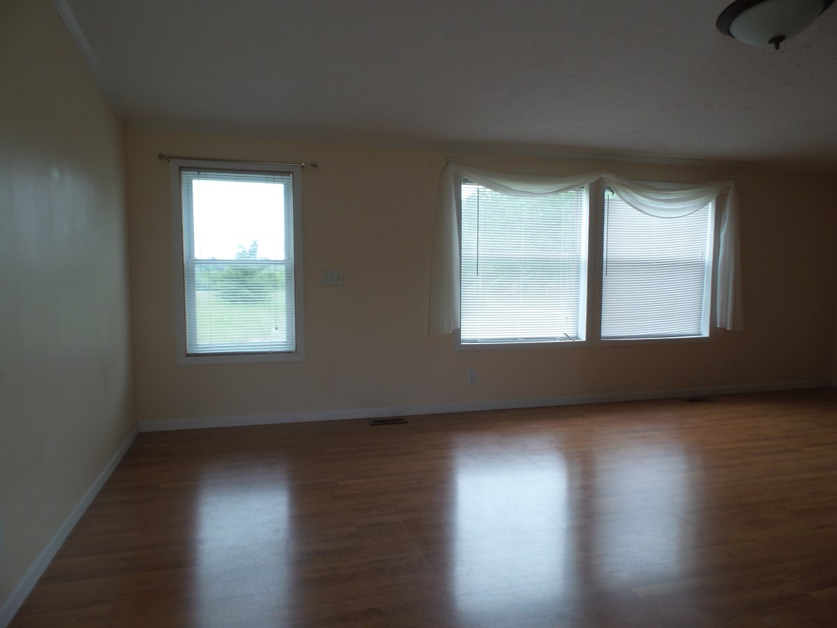 13650 Winters Road Kewadin, MI 49648 - Photo 12 of 39 1801682-11.JPG