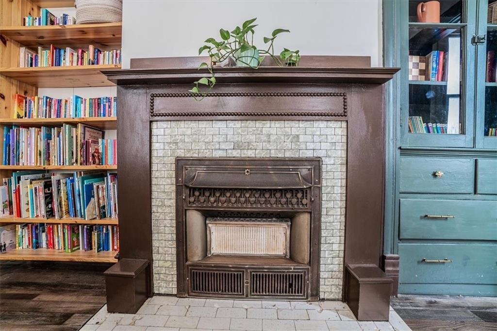 205 6th Avenue Carnegie, PA 15106 - Photo 13 of 48