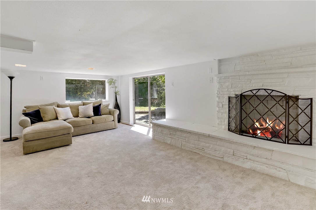 2315 Southwest Roxbury Street Seattle, WA 98106 - Photo 19 of 28 Gallery Image 19