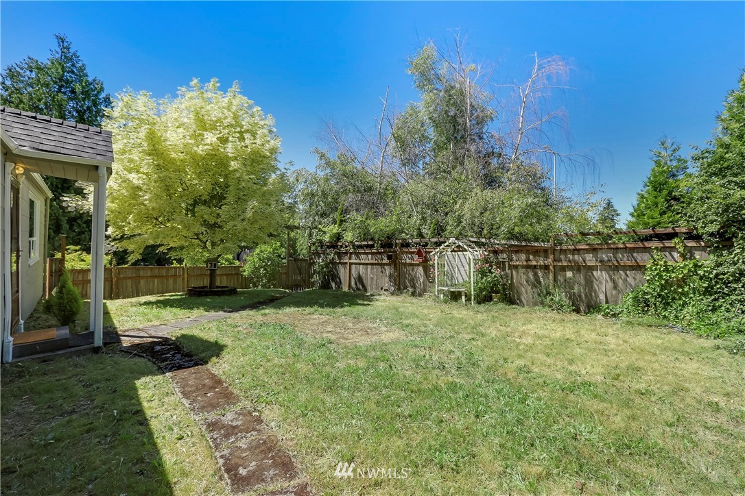 2315 Southwest Roxbury Street Seattle, WA 98106 - Photo 22 of 28 Gallery Image 22