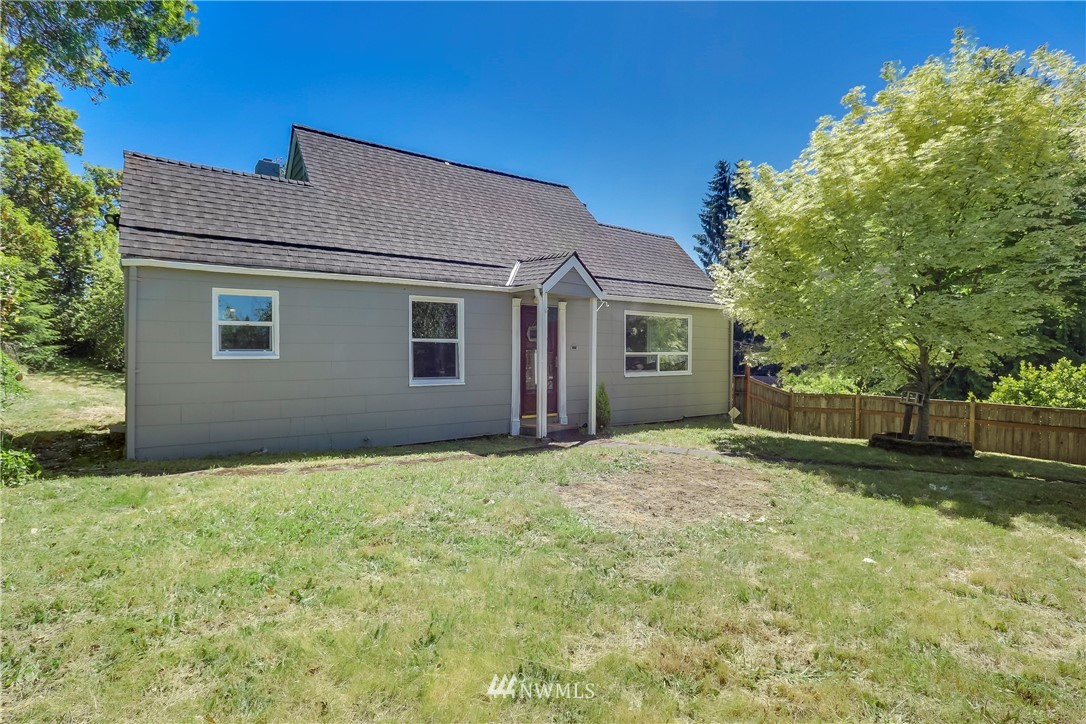 2315 Southwest Roxbury Street Seattle, WA 98106 - Photo 24 of 28 Gallery Image 24