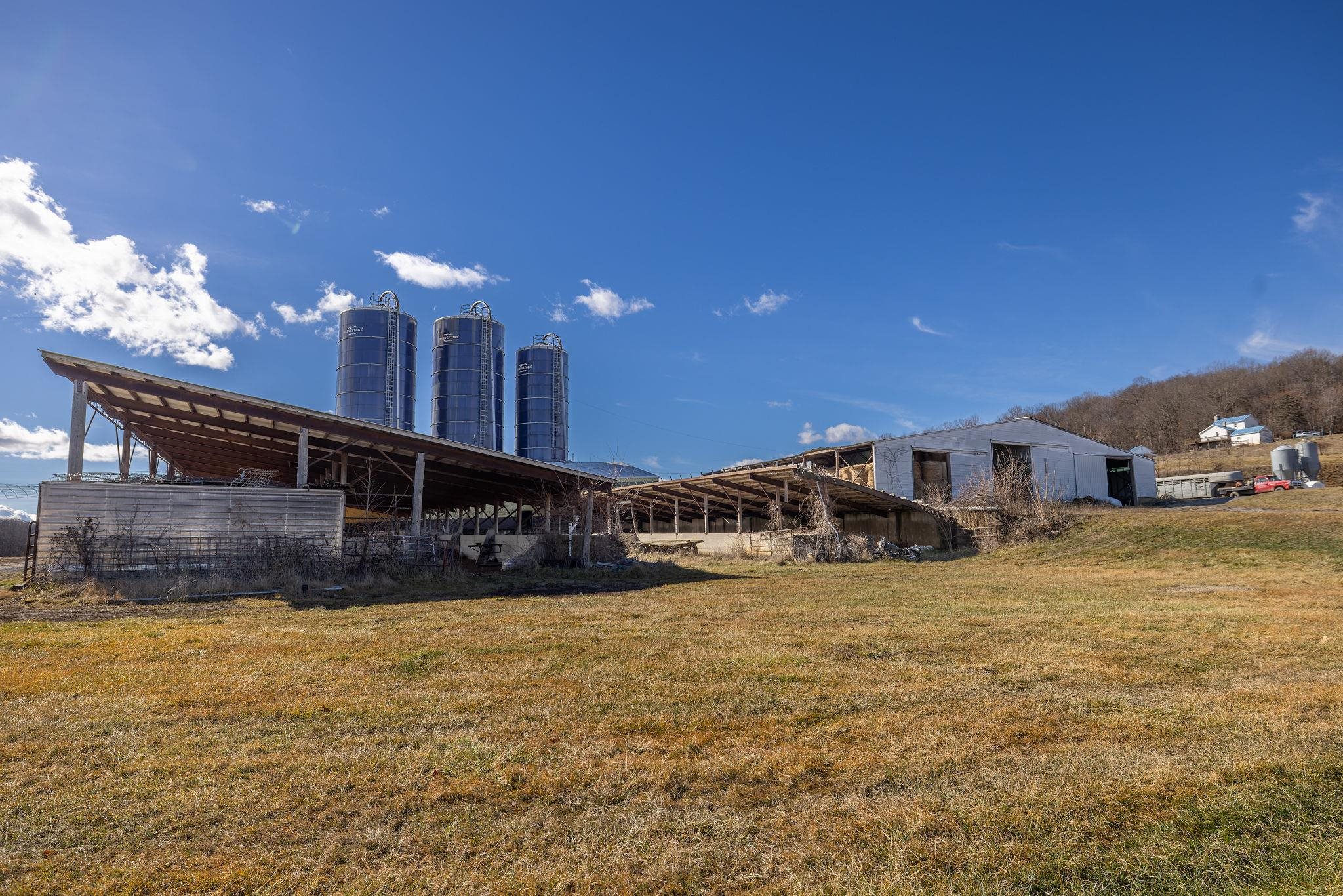 85-87 Curry Road Mount Solon, VA 22843 - Photo 23 of 59 a view of a yard with table and chairs