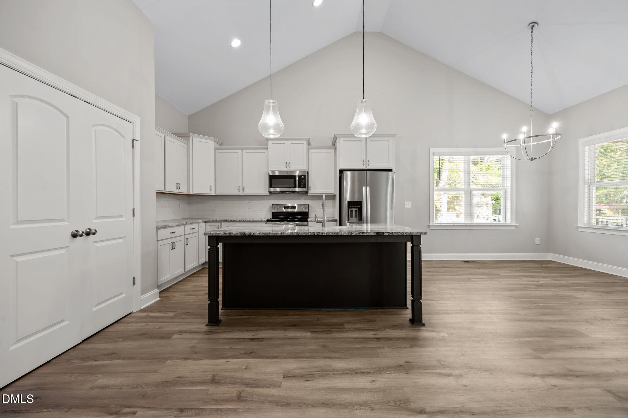 952 Brantleytown Road Zebulon, NC 27597 - Photo 7 of 39