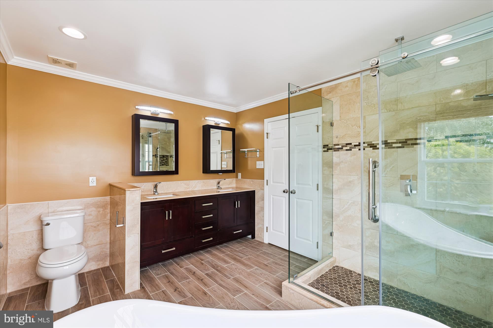 12914 Summit Ridge Terrace Germantown, MD 20874 - Photo 26 of 71 Primary Bath