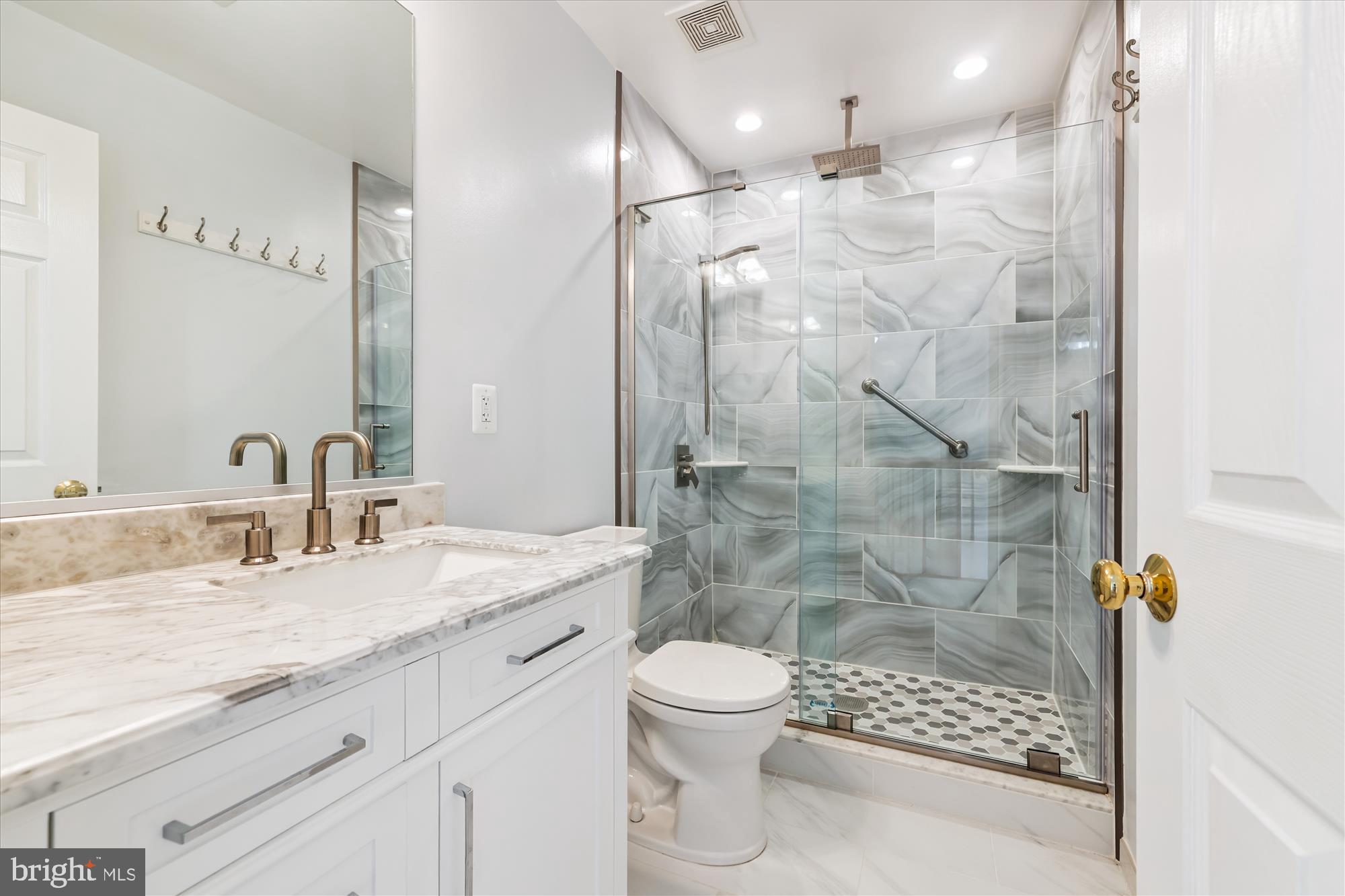 12914 Summit Ridge Terrace Germantown, MD 20874 - Photo 36 of 71 Bath 2