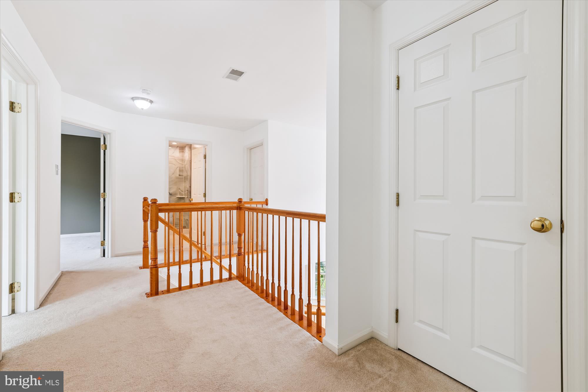 12914 Summit Ridge Terrace Germantown, MD 20874 - Photo 40 of 71 Upper Level Hall