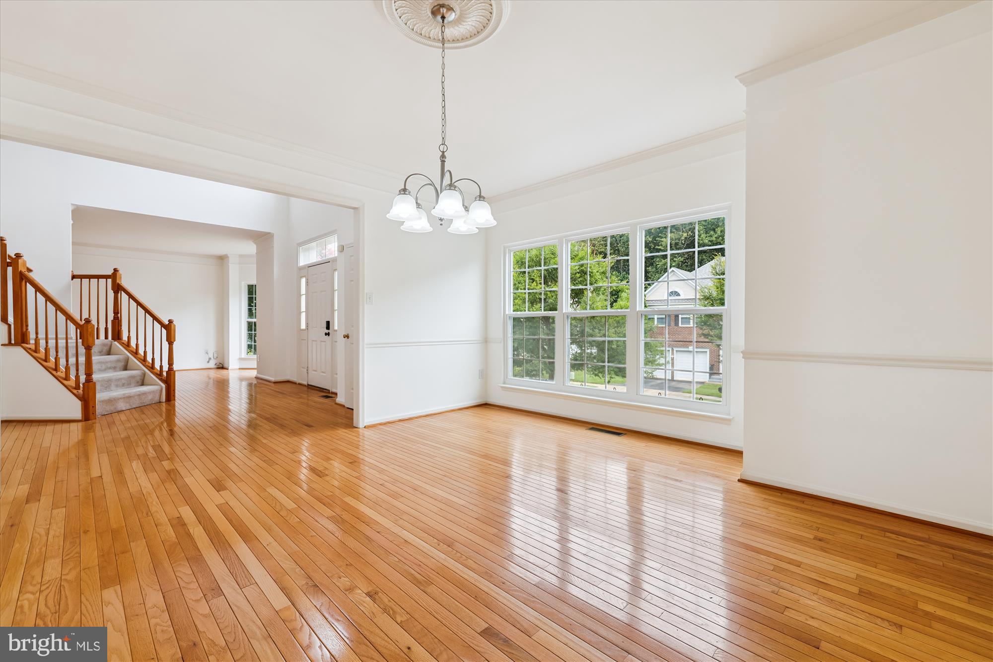 12914 Summit Ridge Terrace Germantown, MD 20874 - Photo 6 of 71 Dining Room