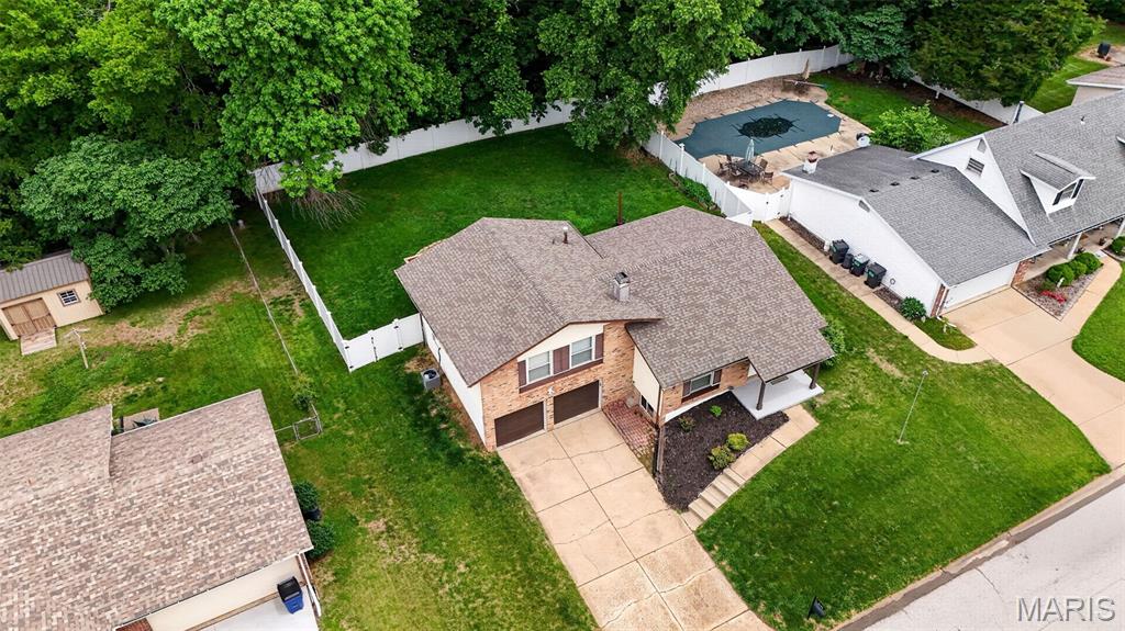 4145 Elkhart Lake Road St. Charles, MO 63304 - Photo 2 of 34