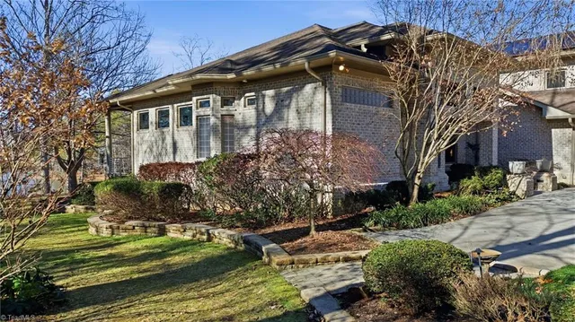 $889,000 | 637 Wildflower Trail, Lexington, NC 27295