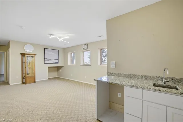 $889,000 | 637 Wildflower Trail, Lexington, NC 27295