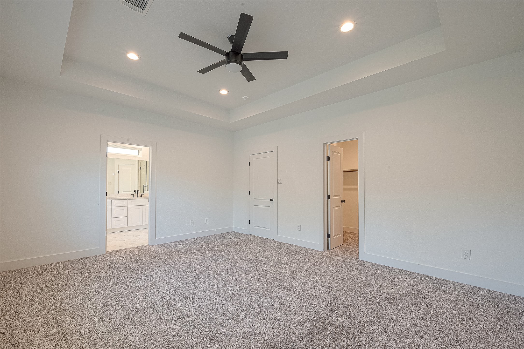 13419 Scott Street Houston, TX 77047 - Photo 18 of 23 an empty room with closet and windows