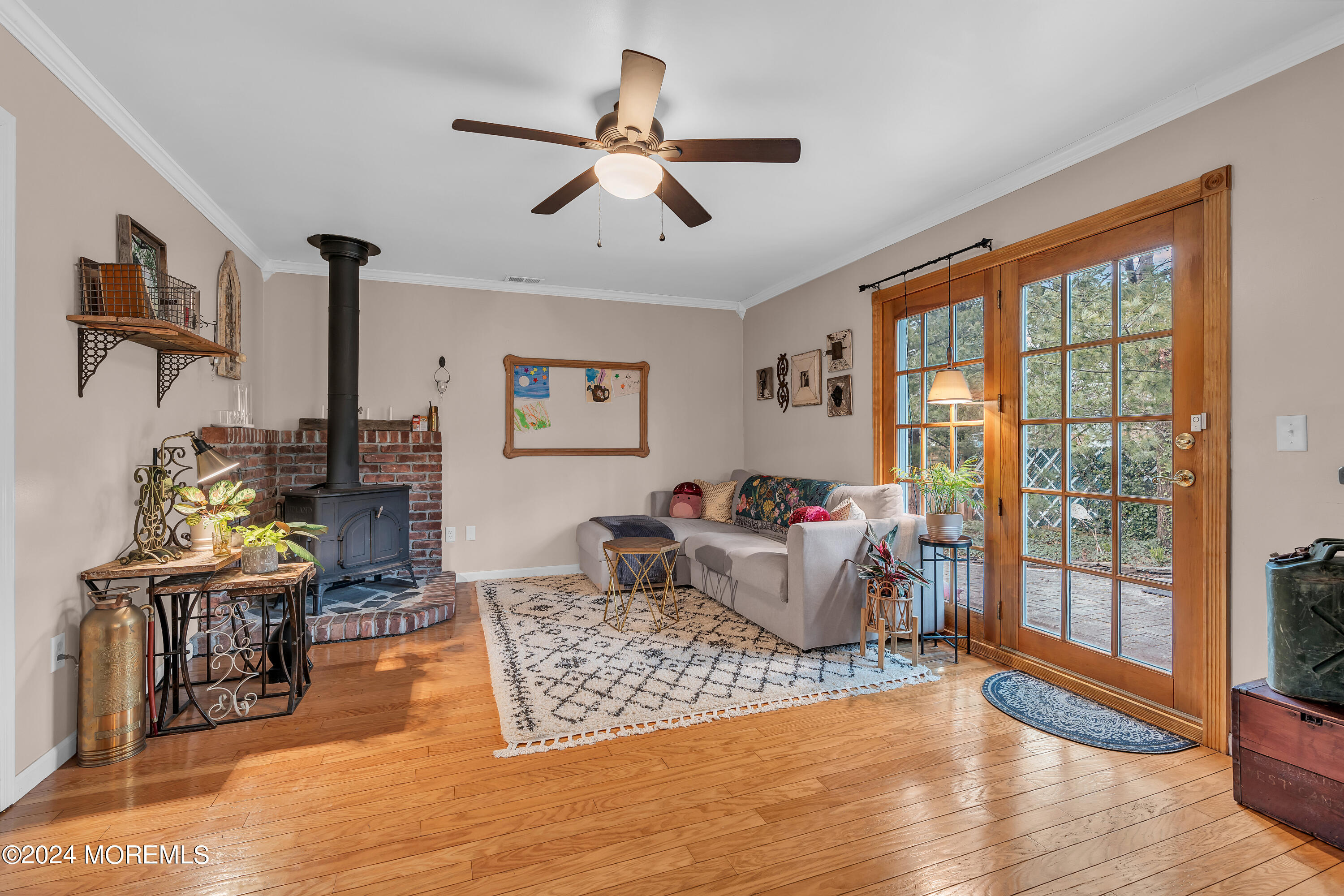 70 Portland Road Atlantic Highlands, NJ 07716 - Photo 9 of 32 a living room with furniture and a window