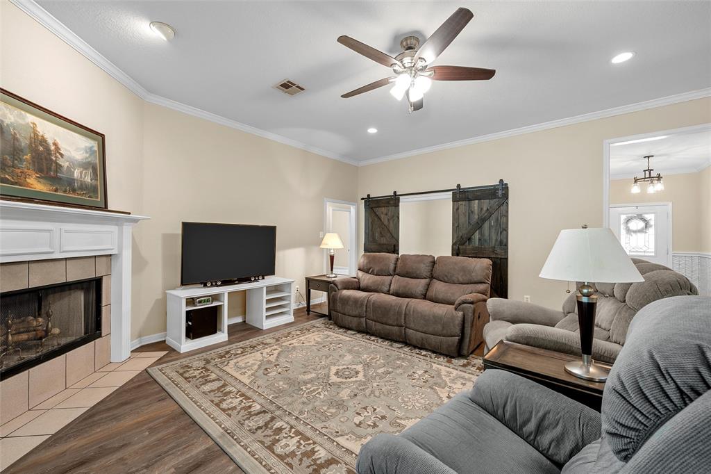 4000 Fox Ridge Road Lorena, TX 76655 - Photo 3 of 39