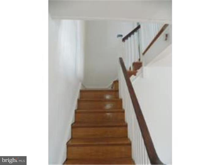 123 Overhill Road Upper Darby, PA 19082 - Photo 14 of 25