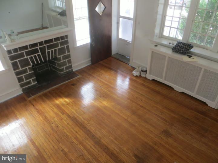123 Overhill Road Upper Darby, PA 19082 - Photo 5 of 25
