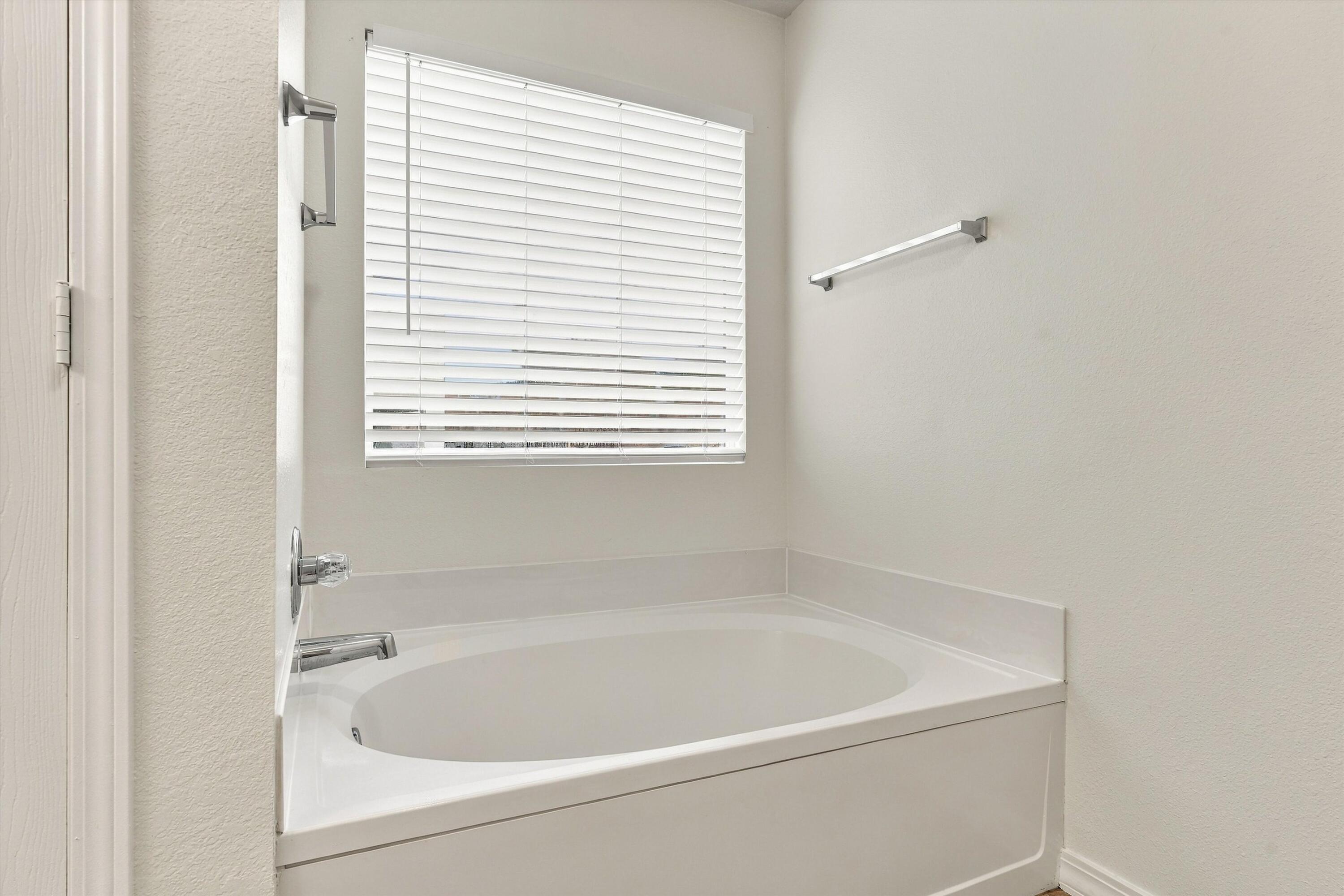 1740 Sierra Norte Loop Northeast Rio Rancho, NM 87144 - Photo 18 of 31 Gallery Image 18