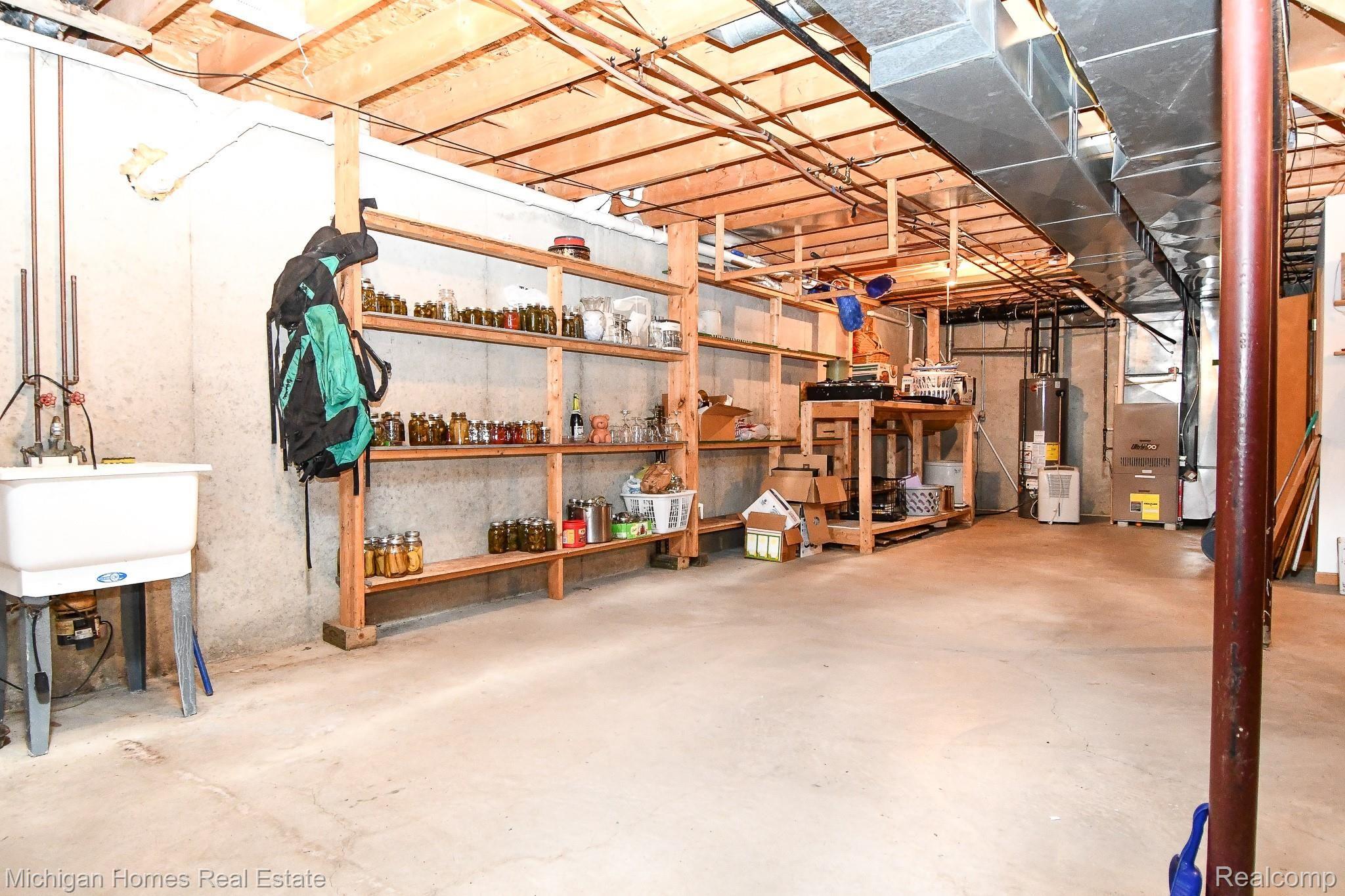 7235 Lahring Road Gaines, MI 48436 - Photo 79 of 81 DSC_3274 (2).jpg