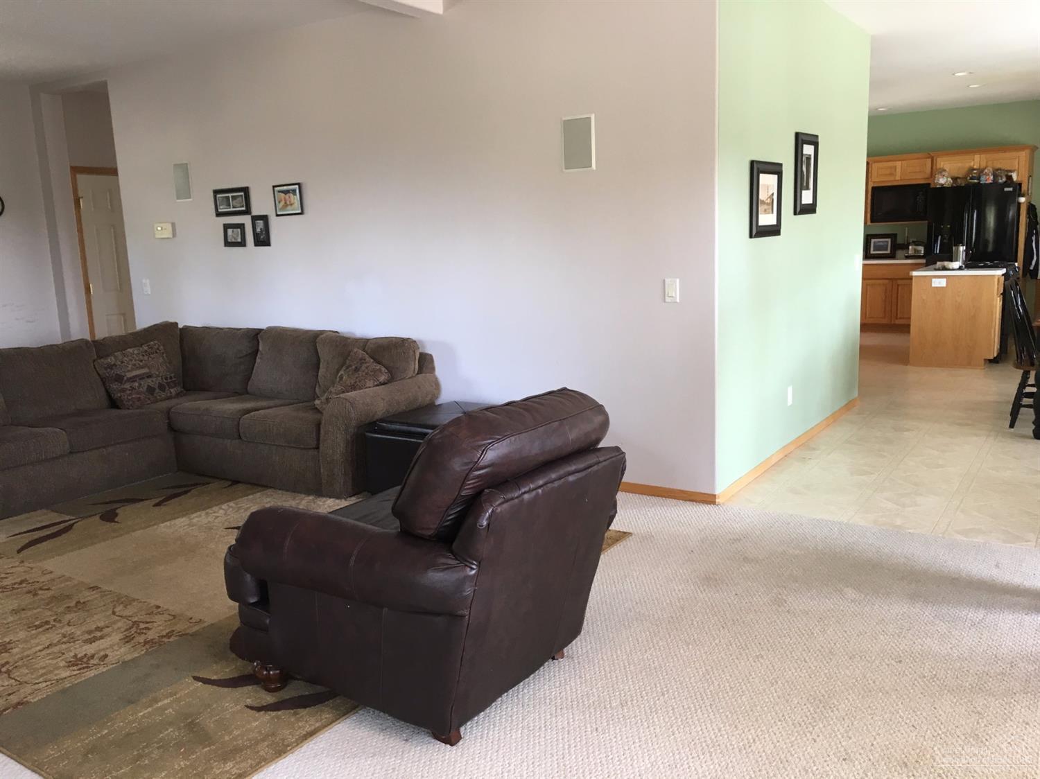 7213 Southeast Mark Road Prineville, OR 97754 - Photo 5 of 25 Additional Photo