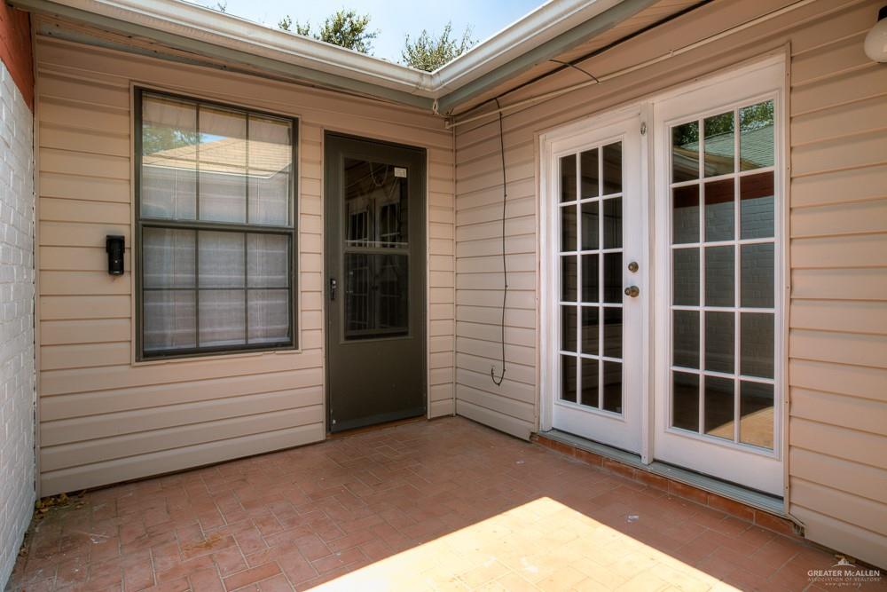 1102 Cardinal Avenue McAllen, TX 78504 - Photo 11 of 11
